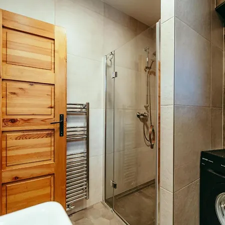 Luxury Style * Sastin-Straze