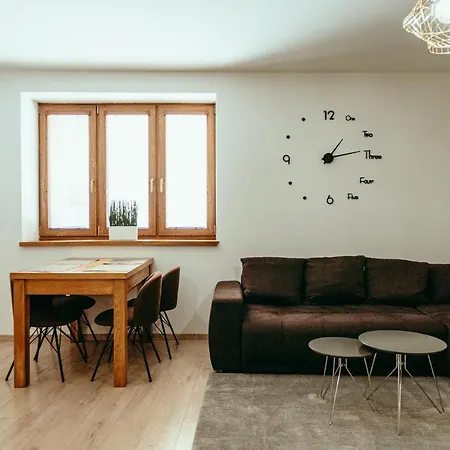 Luxury Style * Sastin-Straze