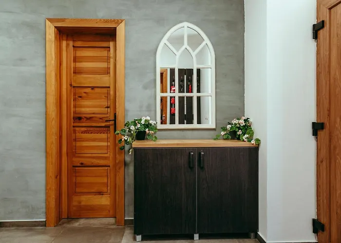 Luxury Style Sastin-Straze