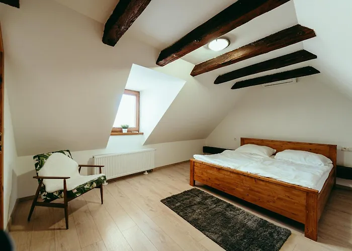 Luxury Style * Sastin-Straze